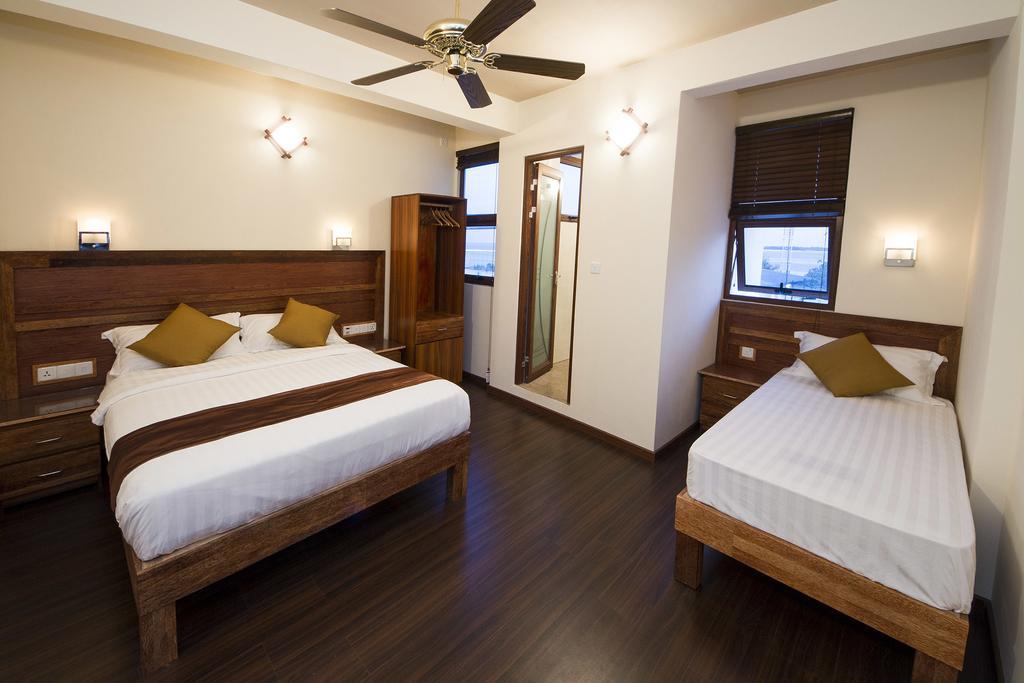 Tropic Tree Maldives Hotel Gulhi Room photo